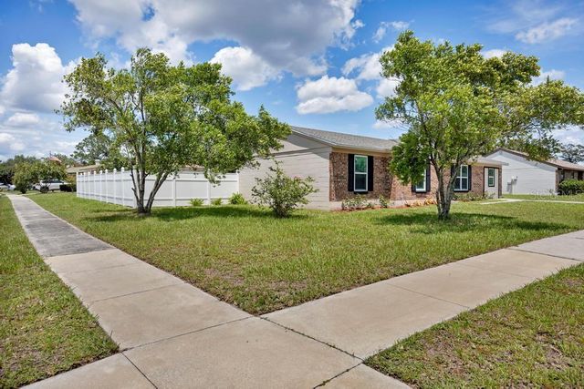 8149 JUSTIN ROAD S, Jacksonville, FL 32210