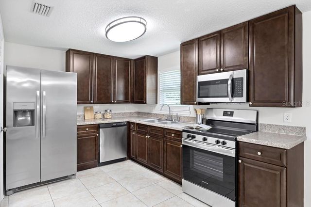 8149 JUSTIN ROAD S, Jacksonville, FL 32210