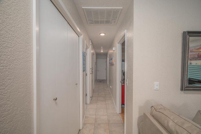 804 Hillswood Ct, Oakdale, CA 95361
