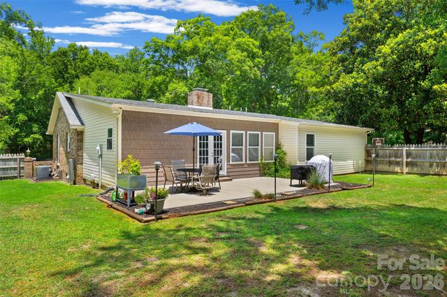 180 Lawson Lakes Drive, Clover, SC 29710