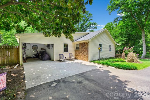 180 Lawson Lakes Drive, Clover, SC 29710