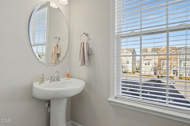 6425 Perry Creek Road, Raleigh, NC 27616