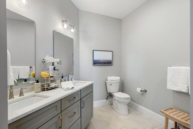8 Sanborn Street 4011, Reading, MA 01867