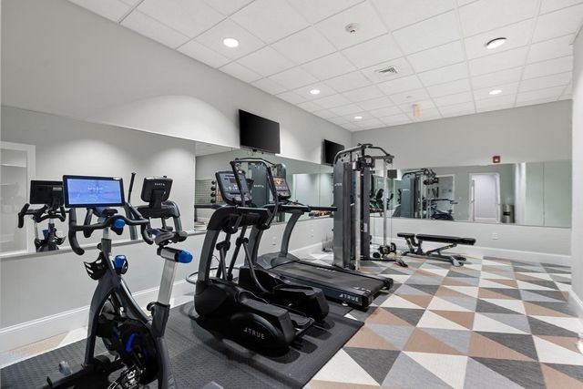 8 Sanborn Street 4011, Reading, MA 01867