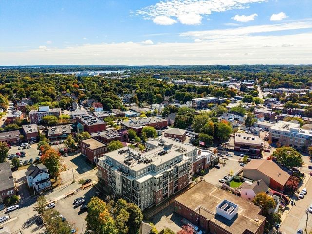 8 Sanborn Street 4011, Reading, MA 01867