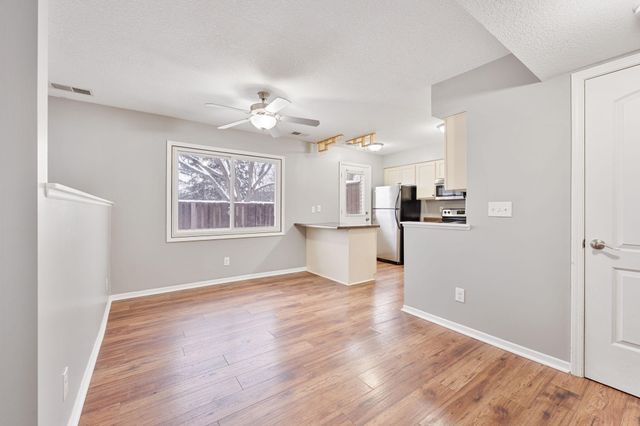 7888 Dunmore Road, Woodbury, MN 55125