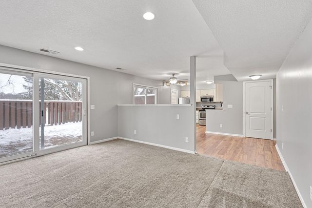 7888 Dunmore Road, Woodbury, MN 55125