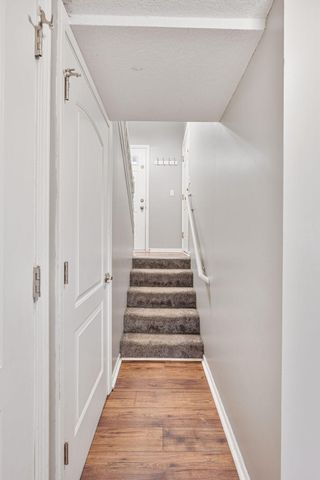 7888 Dunmore Road, Woodbury, MN 55125