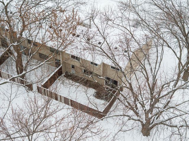 7888 Dunmore Road, Woodbury, MN 55125