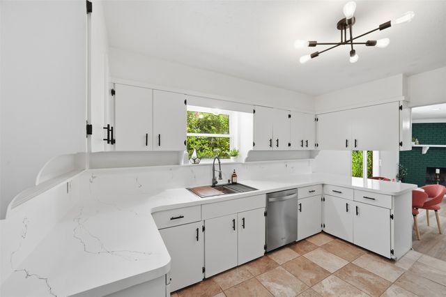 5629 Wharton Drive, Fort Worth, TX 76133