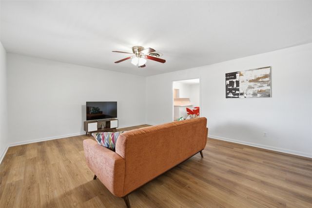 5629 Wharton Drive, Fort Worth, TX 76133