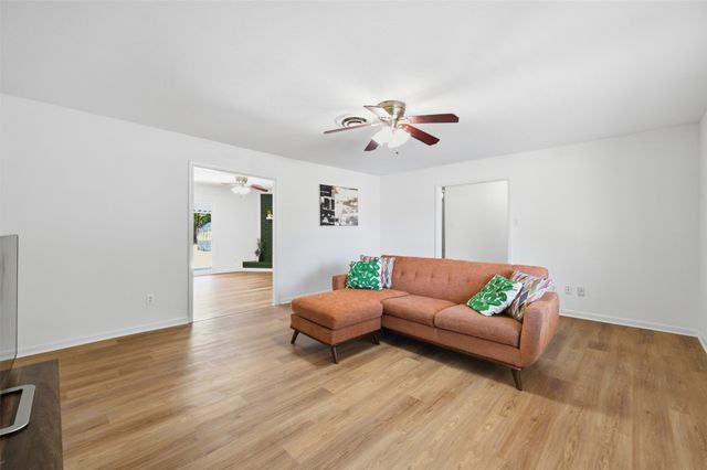 5629 Wharton Drive, Fort Worth, TX 76133