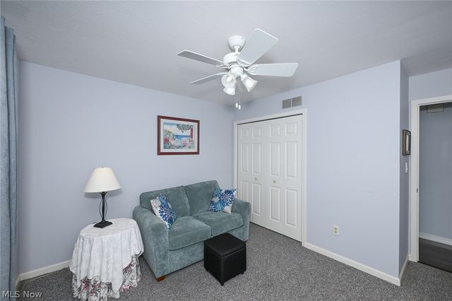 923 Elizabeth Court, Cuyahoga Falls, OH 44221