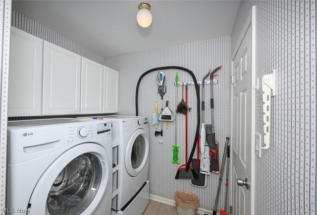 923 Elizabeth Court, Cuyahoga Falls, OH 44221