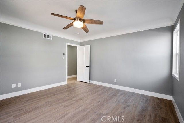 8716 S 10th Avenue, Inglewood, CA 90305