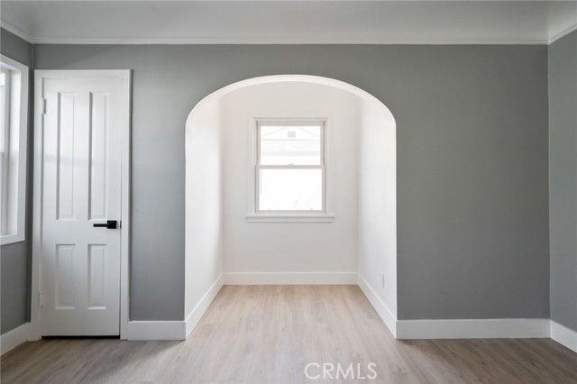 8716 S 10th Avenue, Inglewood, CA 90305