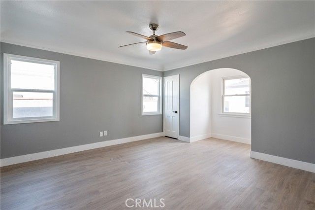 8716 S 10th Avenue, Inglewood, CA 90305