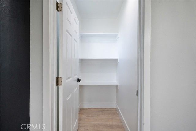 8716 S 10th Avenue, Inglewood, CA 90305