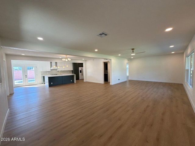 717 W CACTUS WREN Drive, Phoenix, AZ 85021