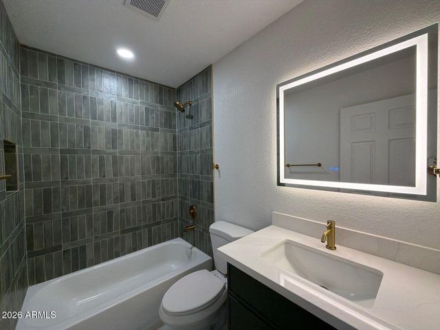717 W CACTUS WREN Drive, Phoenix, AZ 85021