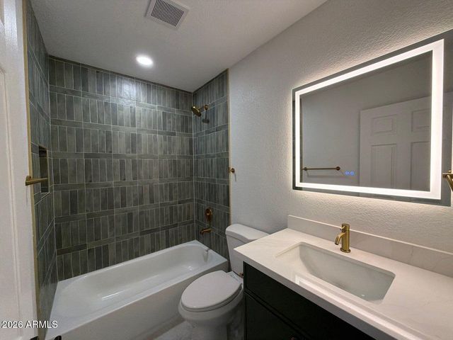 717 W CACTUS WREN Drive, Phoenix, AZ 85021