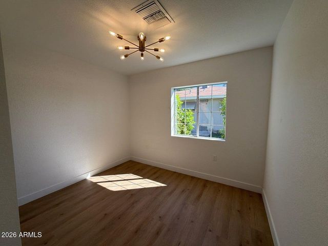 717 W CACTUS WREN Drive, Phoenix, AZ 85021