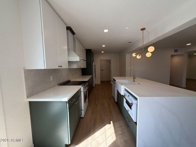 717 W CACTUS WREN Drive, Phoenix, AZ 85021