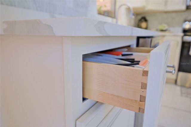 3549 65TH AVENUE CIRCLE E, Sarasota, FL 34243