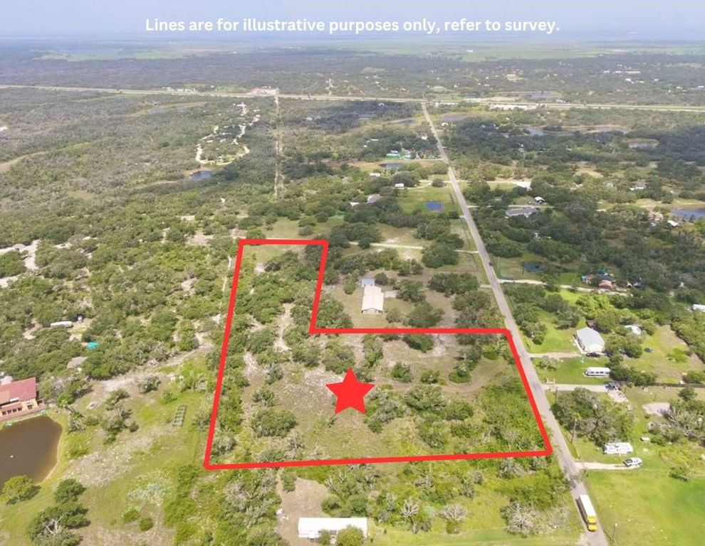 1519 18th St, Rockport, TX 78382 — photo 2