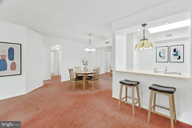 1303 VALLEY GLEN RD, Elkins Park, PA 19027