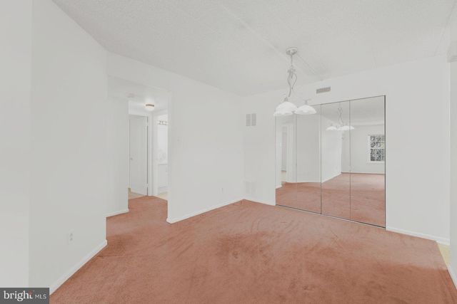 1303 VALLEY GLEN RD, Elkins Park, PA 19027