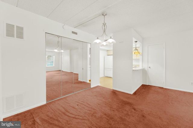 1303 VALLEY GLEN RD, Elkins Park, PA 19027