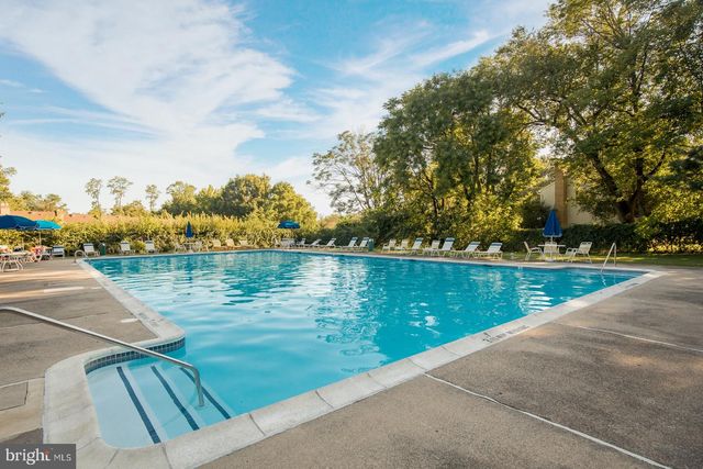 1303 VALLEY GLEN RD, Elkins Park, PA 19027