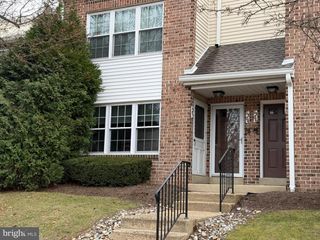 1303 VALLEY GLEN RD, Elkins Park, PA 19027