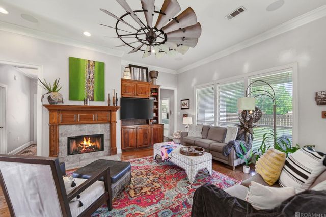 12484 Old Mill Dr, Geismar, LA 70734