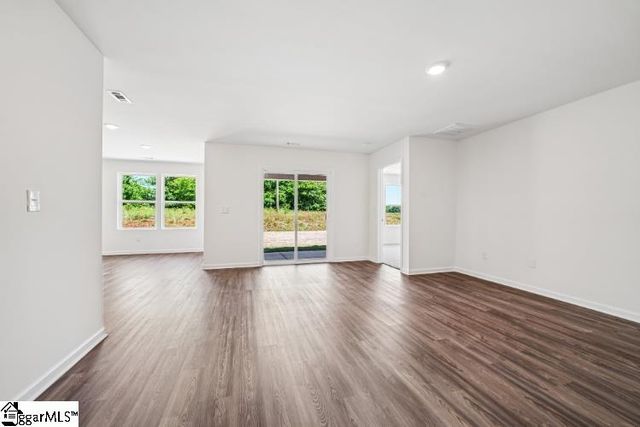 502 Sundown Drive, Spartanburg, SC 29301