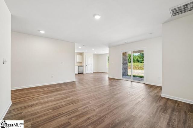 502 Sundown Drive, Spartanburg, SC 29301