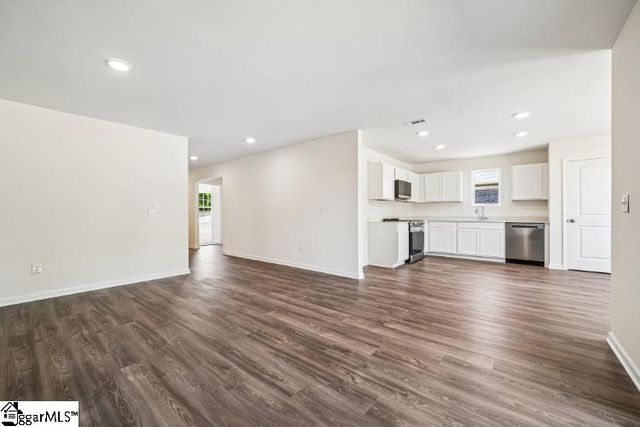 502 Sundown Drive, Spartanburg, SC 29301