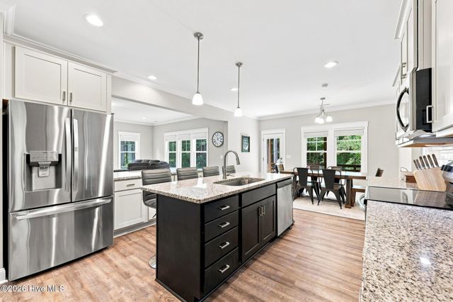 942 Greenbriar Drive, Vass, NC 28394