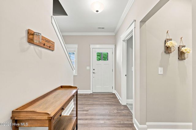 942 Greenbriar Drive, Vass, NC 28394