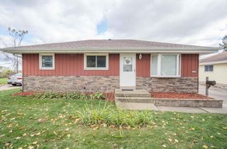 5008 N 104th STREET, Milwaukee, WI 53225
