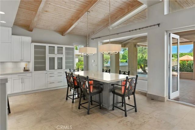 6533 Lago Lindo, Rancho Santa Fe, CA 92067