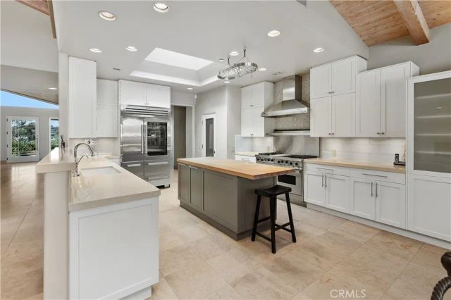 6533 Lago Lindo, Rancho Santa Fe, CA 92067