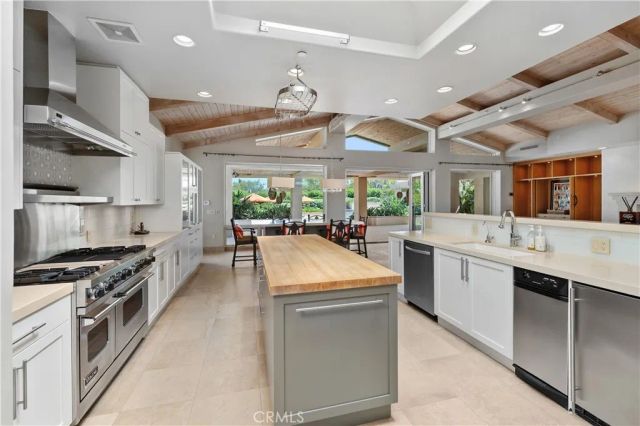 6533 Lago Lindo, Rancho Santa Fe, CA 92067