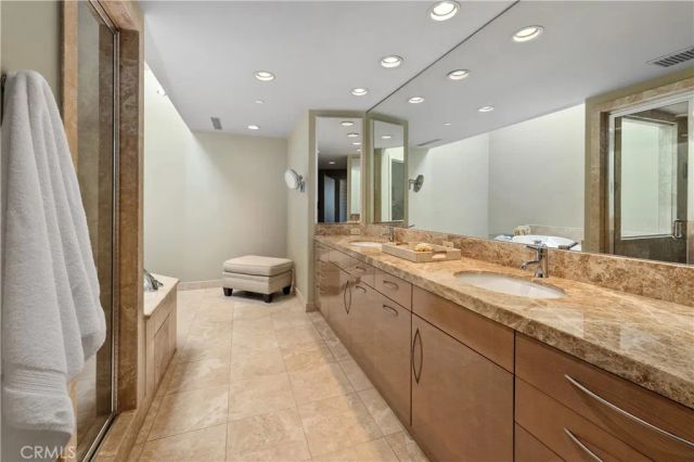 6533 Lago Lindo, Rancho Santa Fe, CA 92067