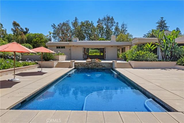 6533 Lago Lindo, Rancho Santa Fe, CA 92067