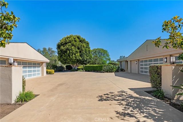 6533 Lago Lindo, Rancho Santa Fe, CA 92067