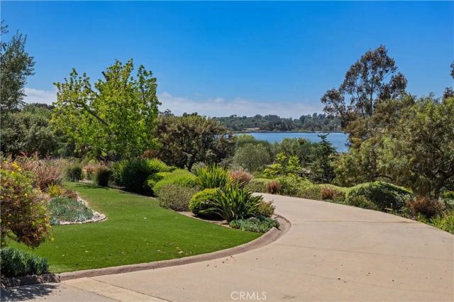 6533 Lago Lindo, Rancho Santa Fe, CA 92067