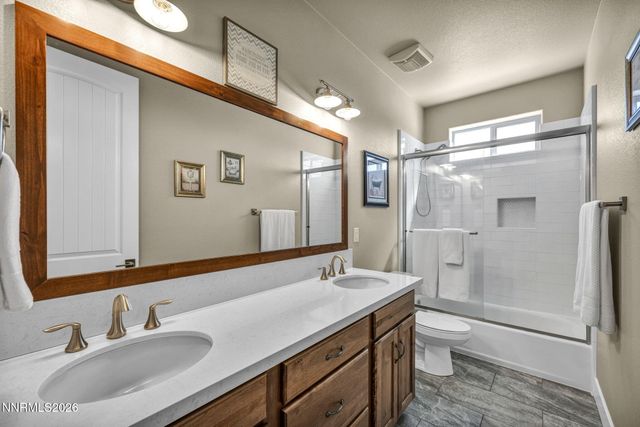 1806 Bella Casa Drive, Minden, NV 89423