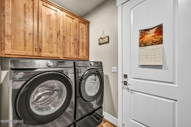 1806 Bella Casa Drive, Minden, NV 89423